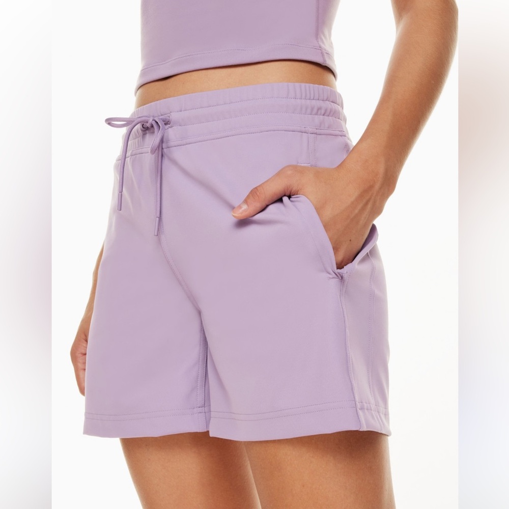 TnaSLICK™ Warm-Up 5" Short